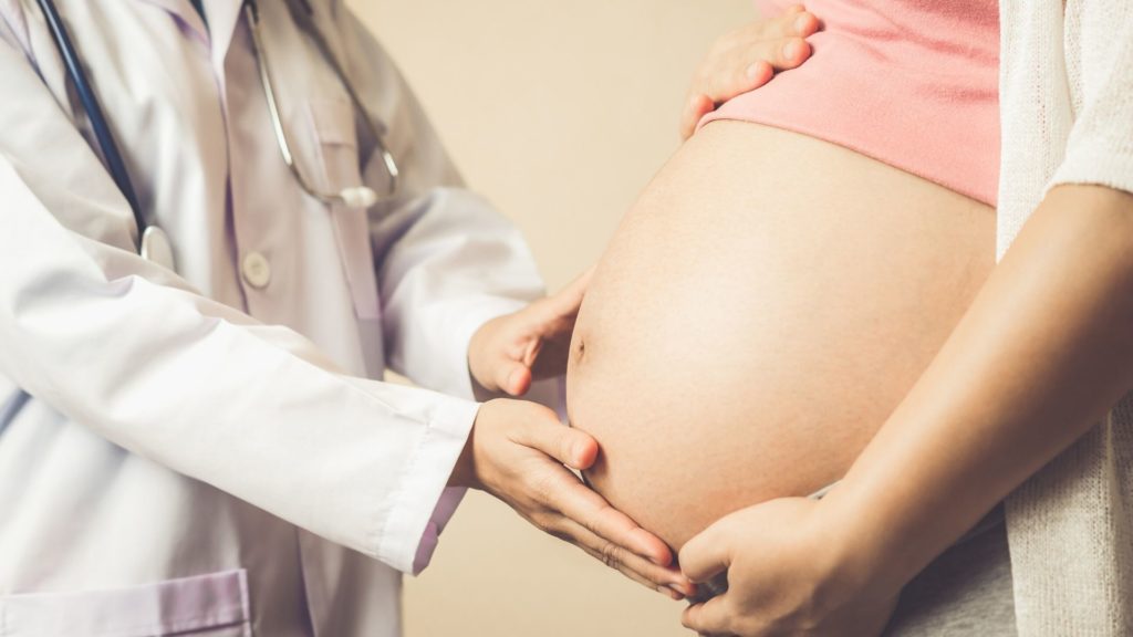 Đái tháo đường thai kì có thể gây nguy hiểm cho cả mẹ và bé